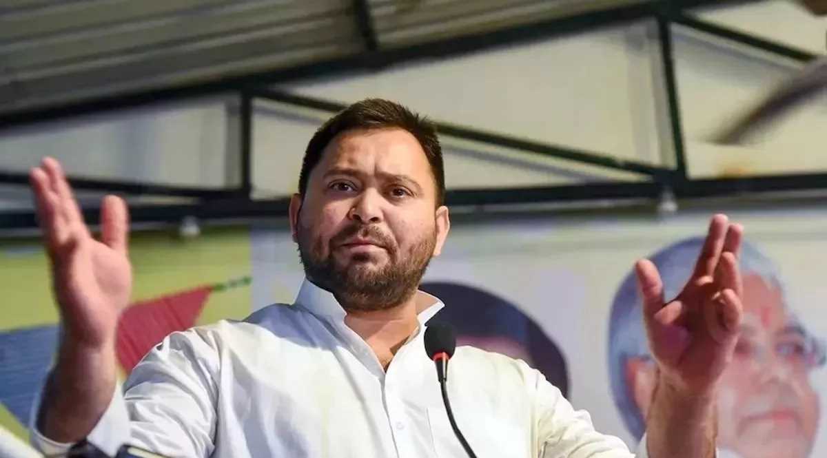 बिहार में मछली पर सियासत, भाजपा ने दागे सवाल तो तेजस्वी यादव ने दिया जवाब